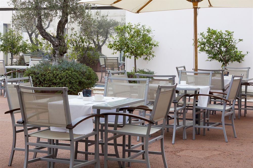Ac Hotel Badajoz By Marriott Εξωτερικό φωτογραφία