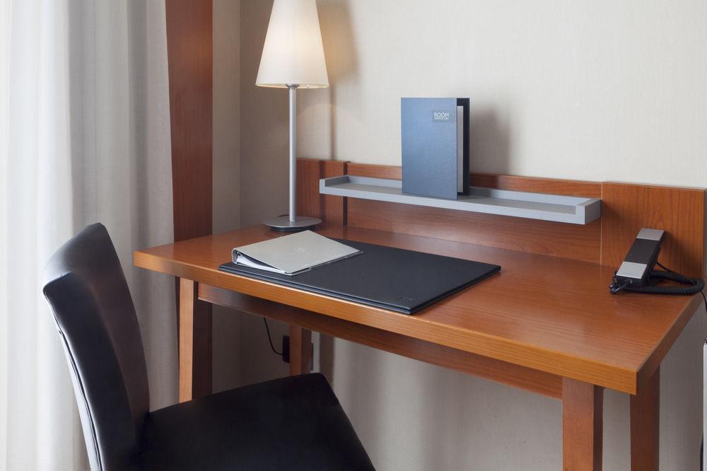 Ac Hotel Badajoz By Marriott Εξωτερικό φωτογραφία