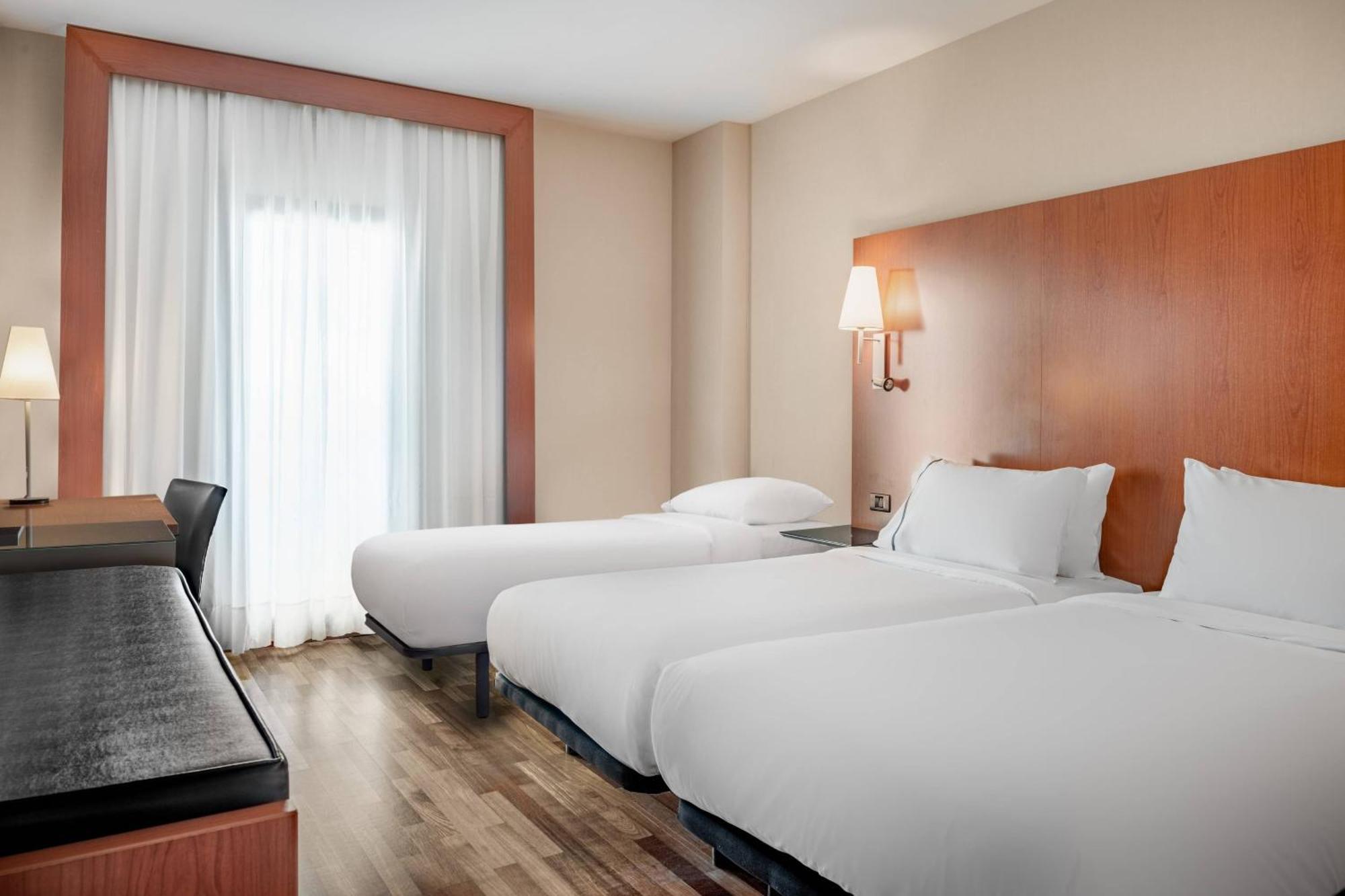 Ac Hotel Badajoz By Marriott Εξωτερικό φωτογραφία