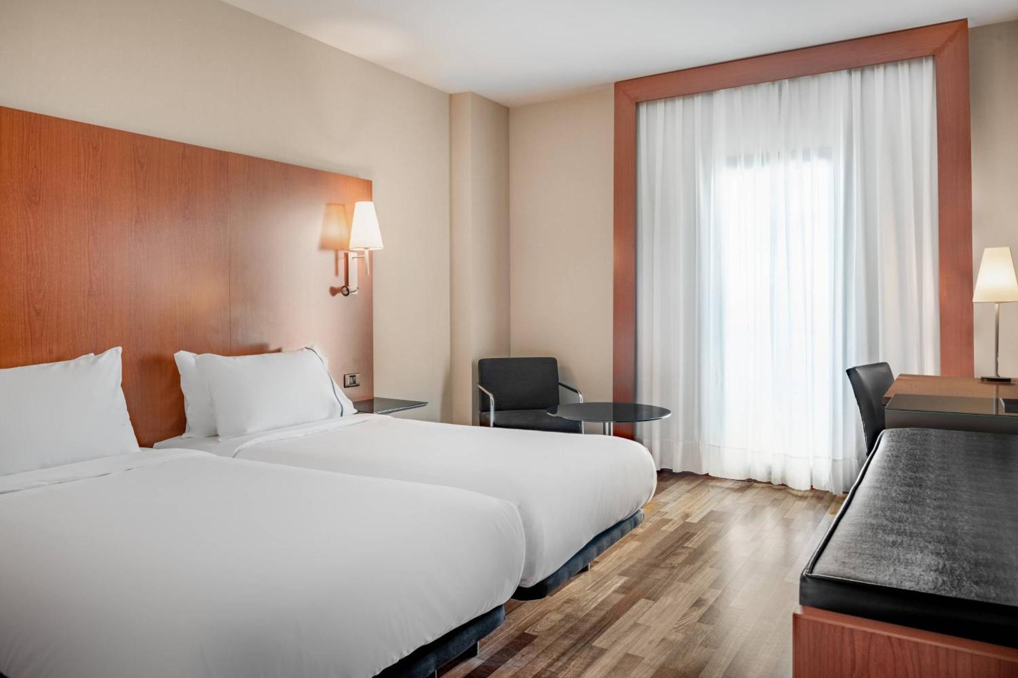 Ac Hotel Badajoz By Marriott Εξωτερικό φωτογραφία