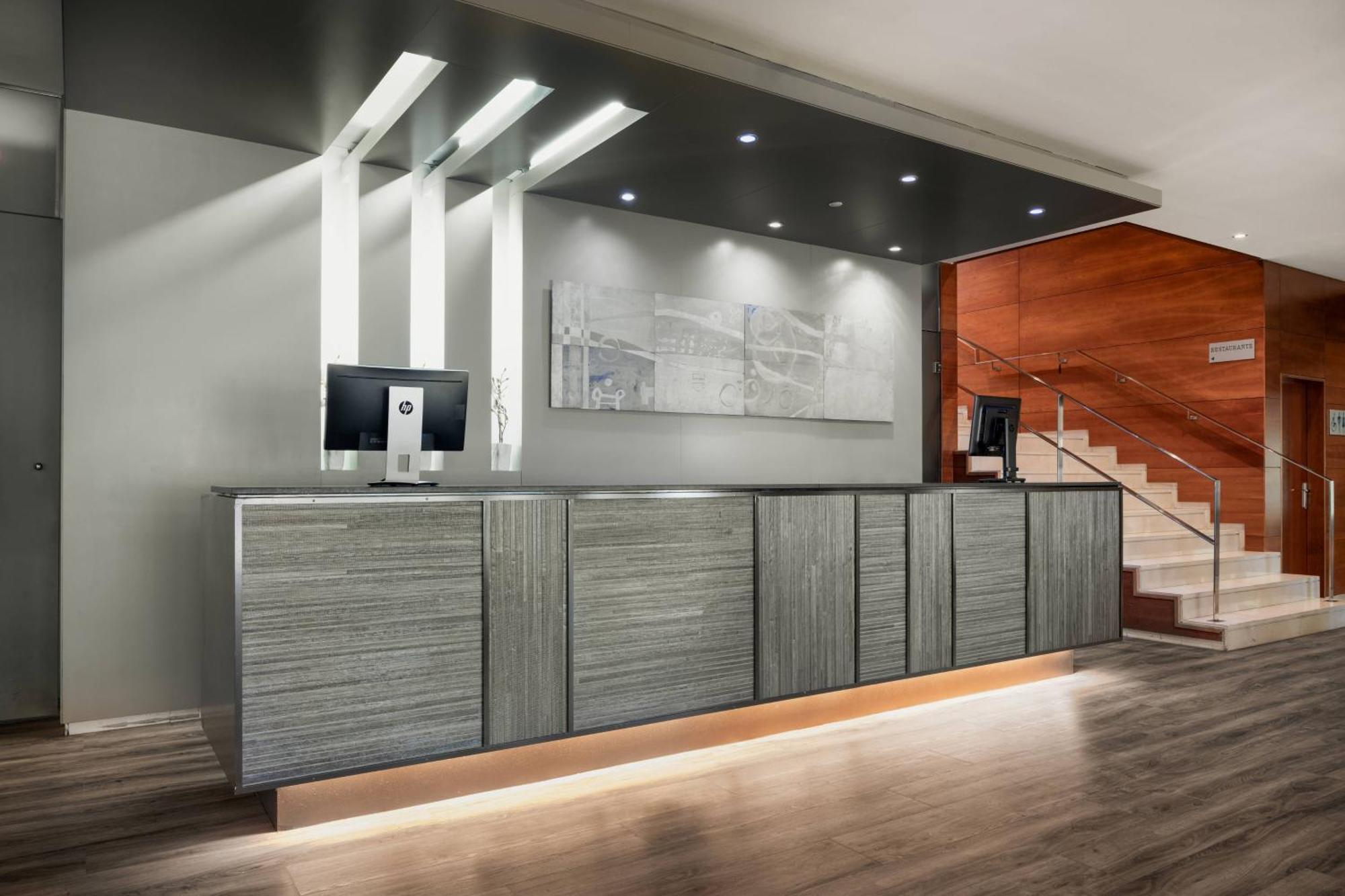 Ac Hotel Badajoz By Marriott Εξωτερικό φωτογραφία