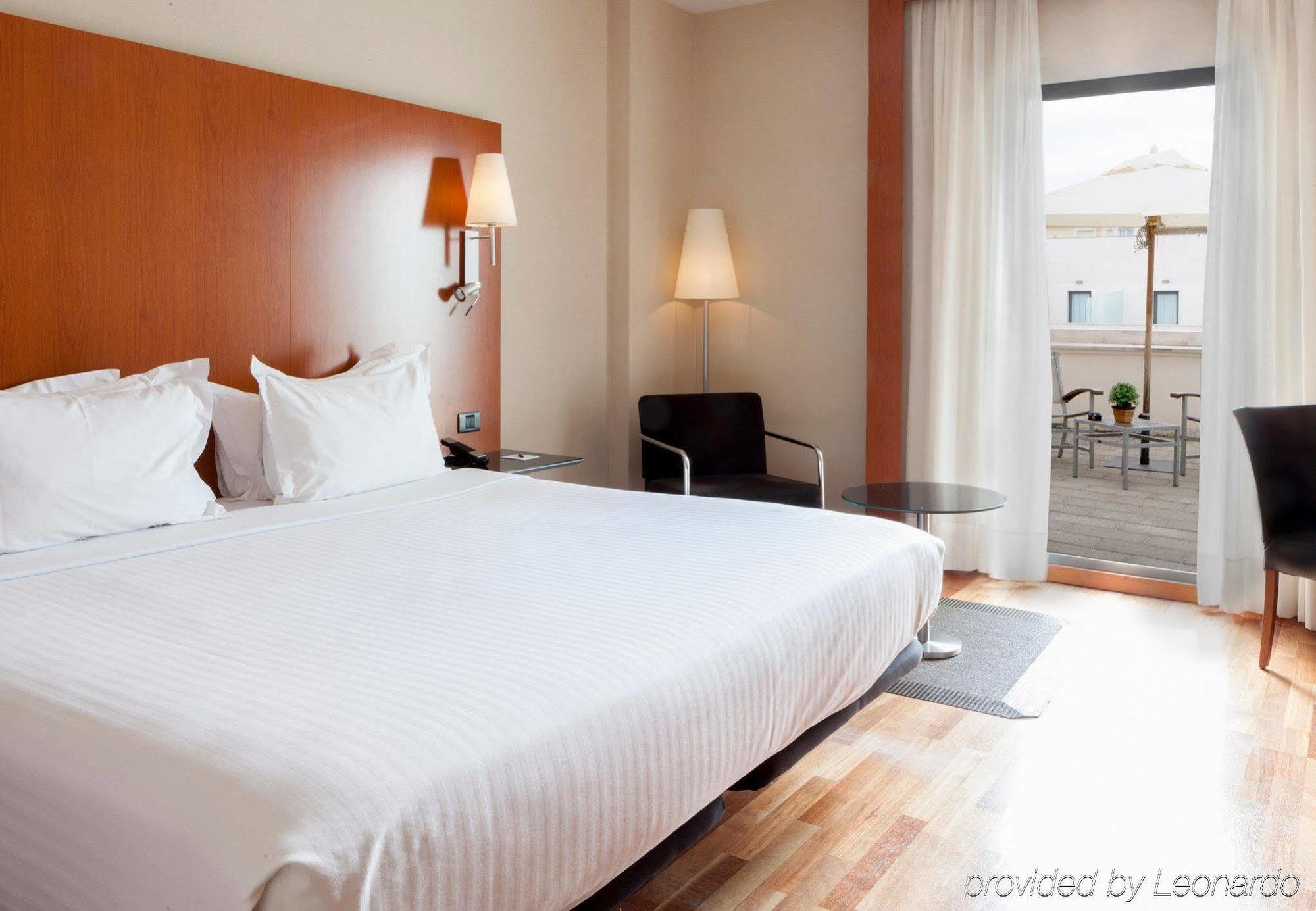 Ac Hotel Badajoz By Marriott Εξωτερικό φωτογραφία