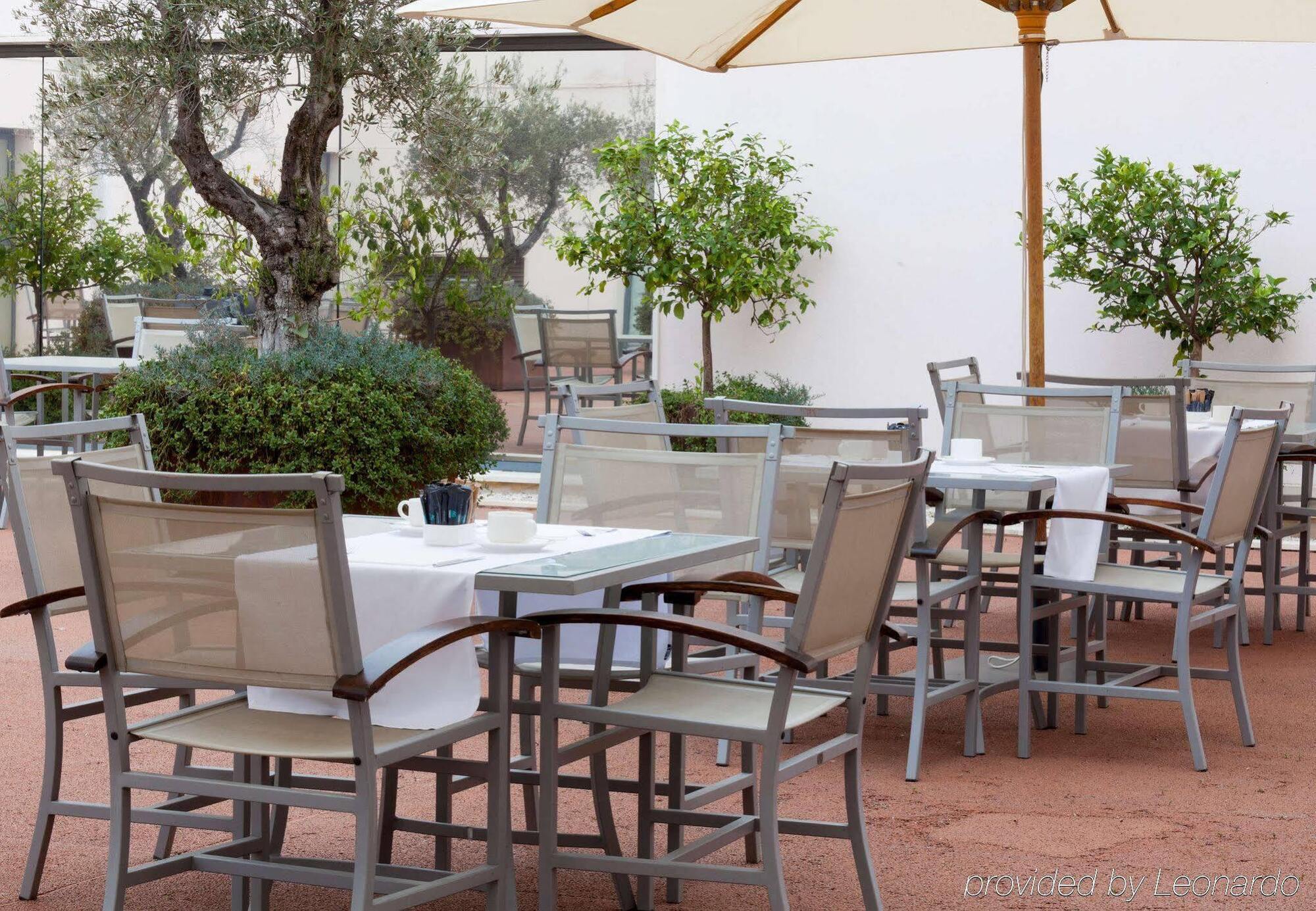 Ac Hotel Badajoz By Marriott Εξωτερικό φωτογραφία